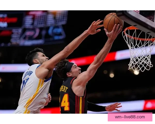 丹尼尔斯狂砍28分助老鹰近13场12胜双杀勇士梅尔顿独得20分空砍